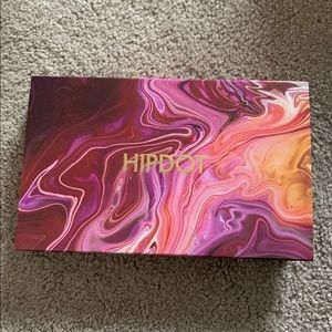 Hipdot Zion eyeshadow palette